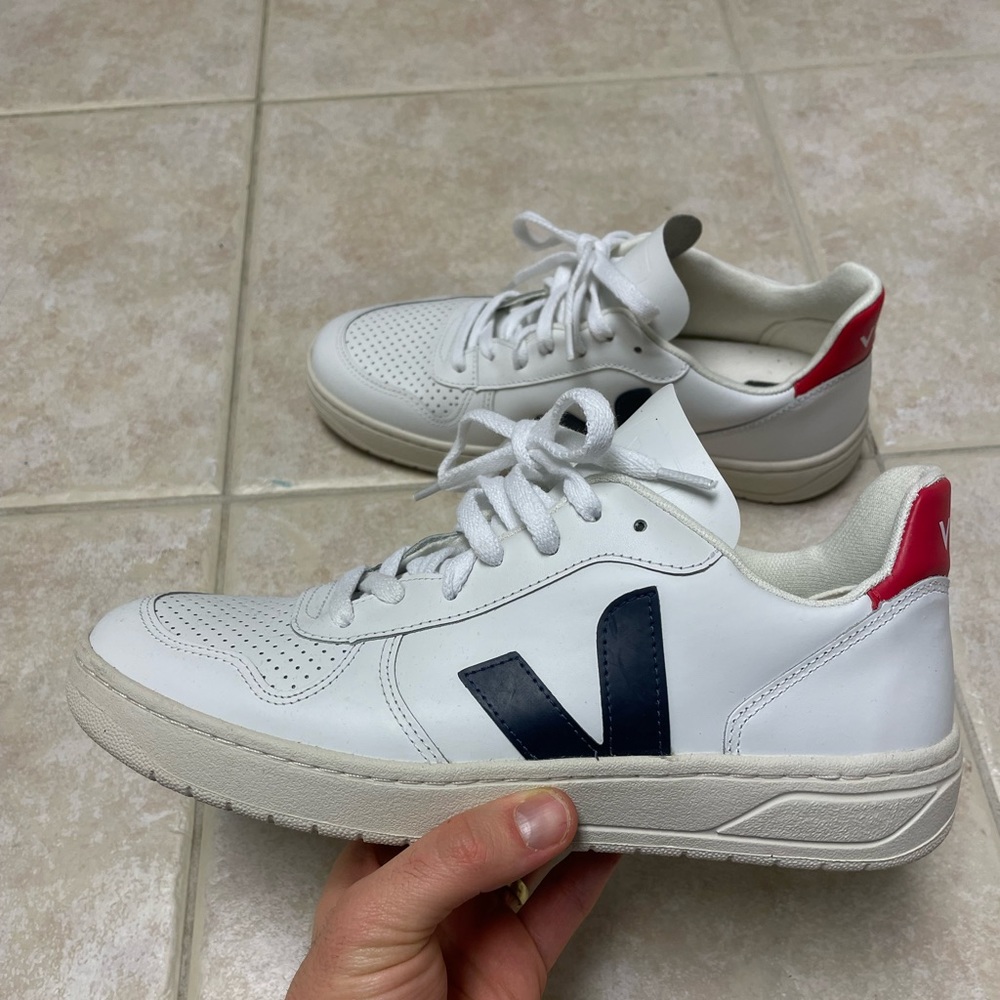 Veja V-12 Sneakers
